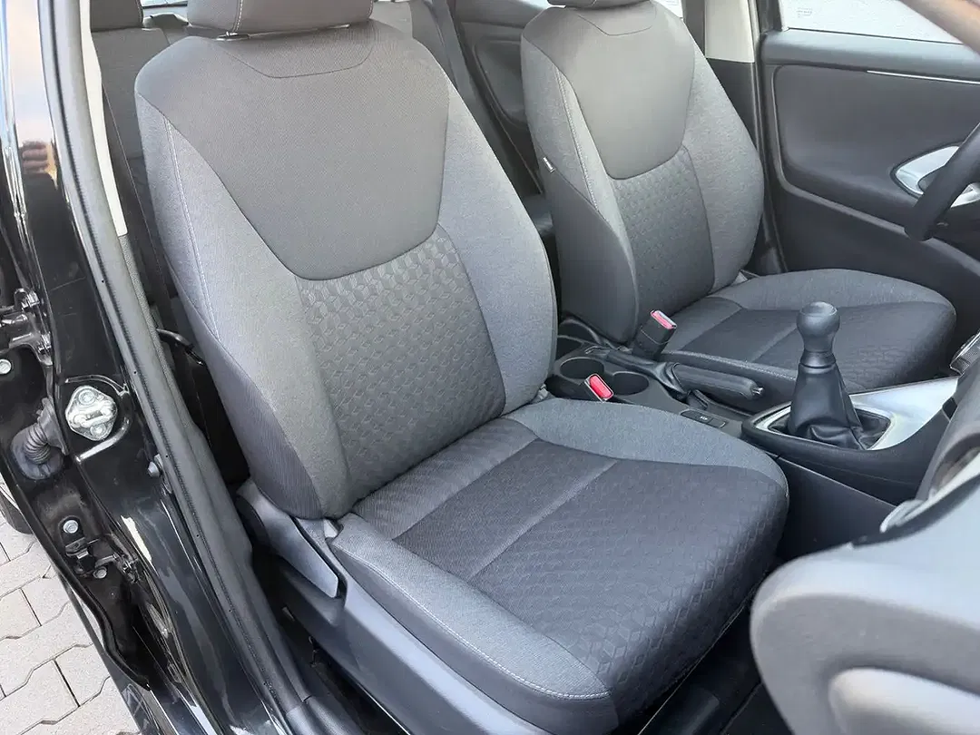 Toyota Yaris Comfort - Thumbnail 18