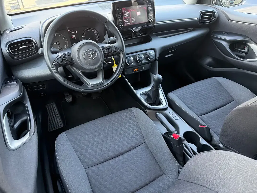 Toyota Yaris Comfort - Thumbnail 27