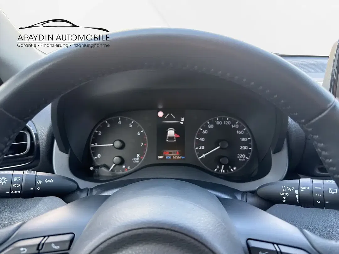 Toyota Yaris Comfort - Thumbnail 31