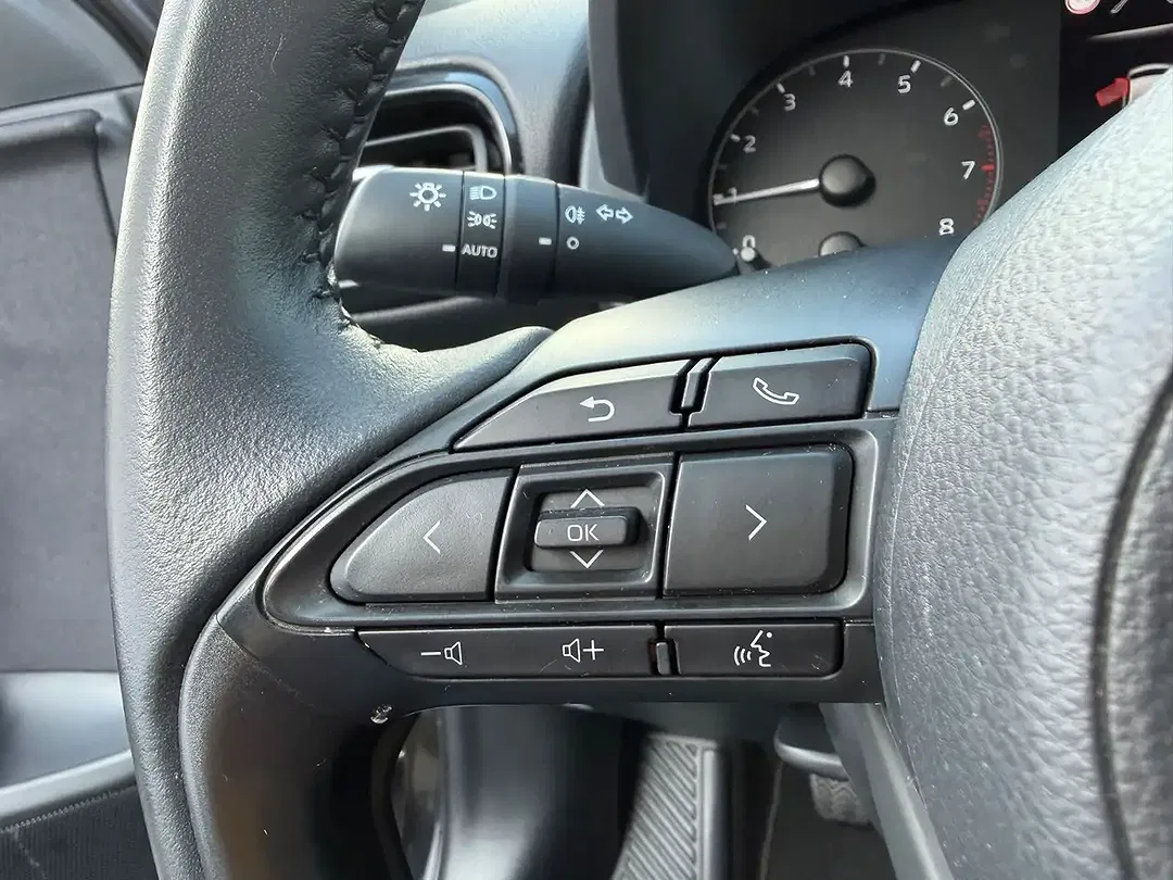 Toyota Yaris Comfort - Thumbnail 33