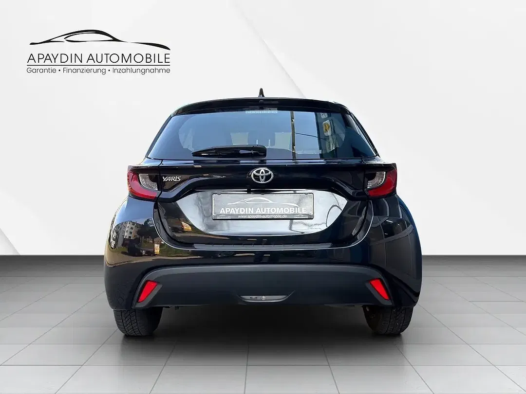 Toyota Yaris Comfort - Thumbnail 4