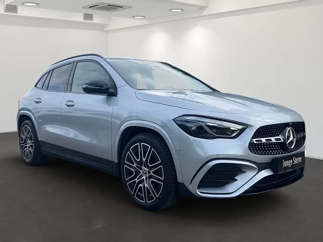 Mercedes-Benz GLA 200 4MATIC AMG Line Edition - Thumbnail 3