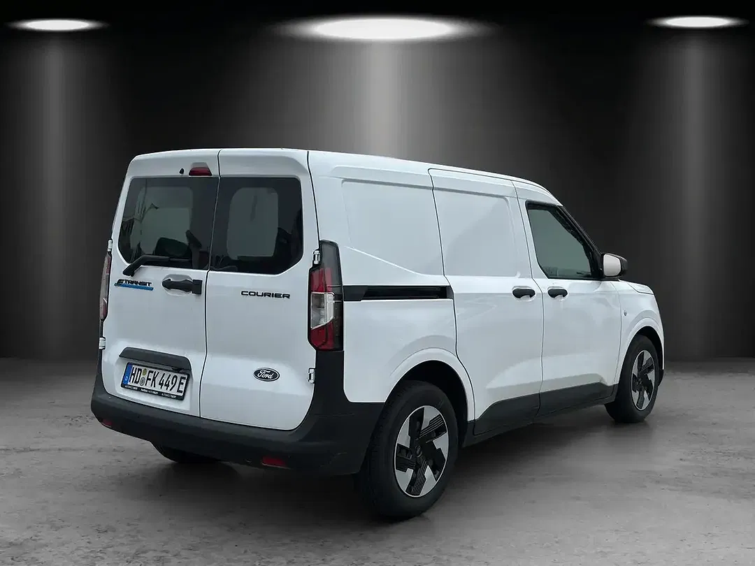 Ford Transit Courier - Thumbnail 5