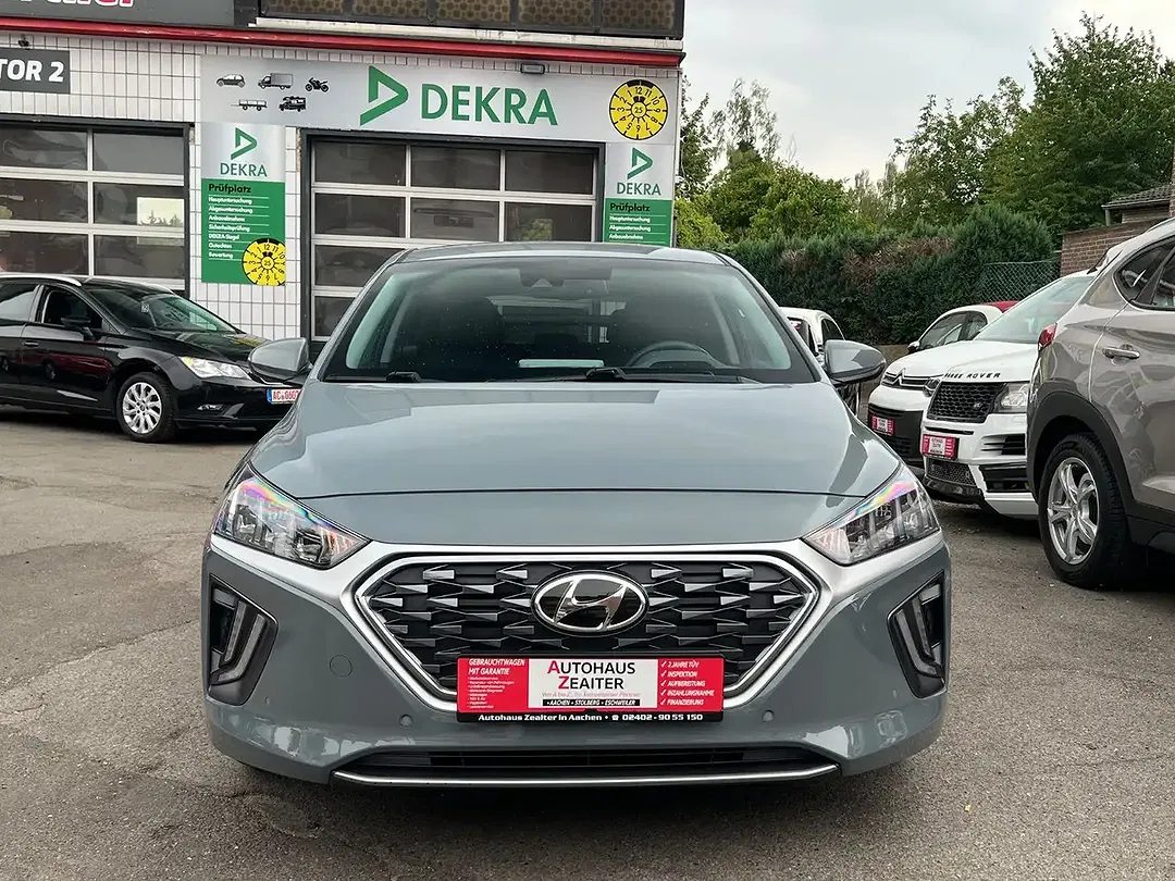 Hyundai IONIQ PHEV Hybrid Premium - Thumbnail 3