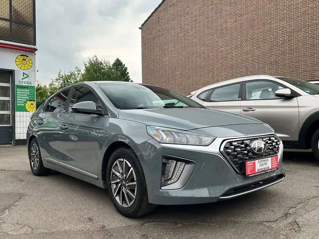 Hyundai IONIQ PHEV Hybrid Premium - Thumbnail 6
