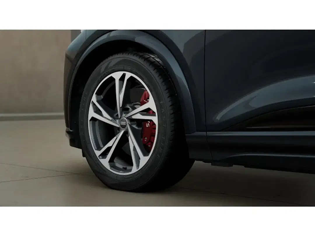 Audi SQ6 e-tron quattro Matrix LED - Thumbnail 4