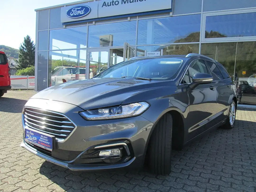 Ford Mondeo Titanium - foto 1