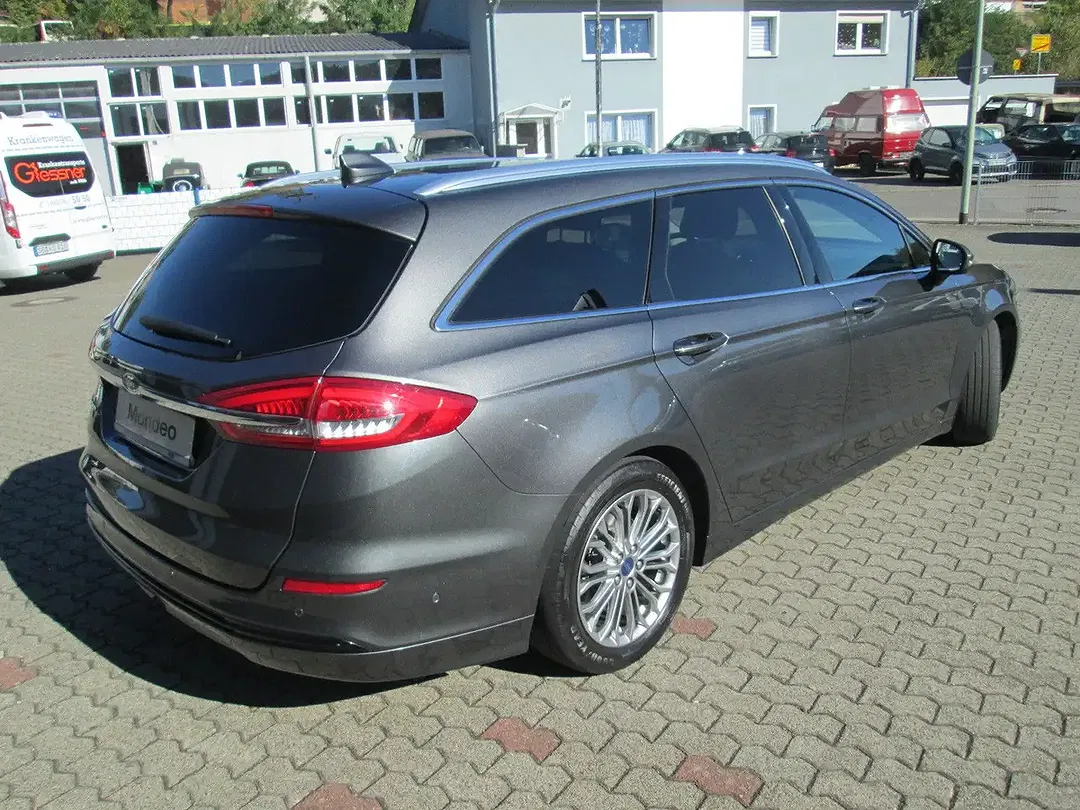Ford Mondeo Titanium - foto 2