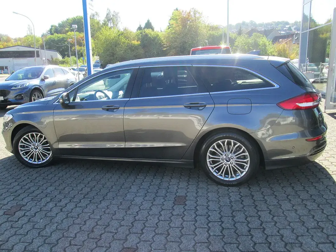Ford Mondeo Titanium - Thumbnail 4