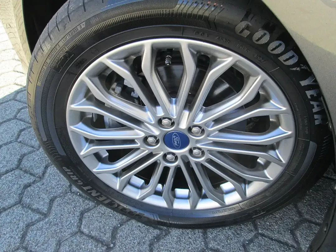 Ford Mondeo Titanium - Thumbnail 5