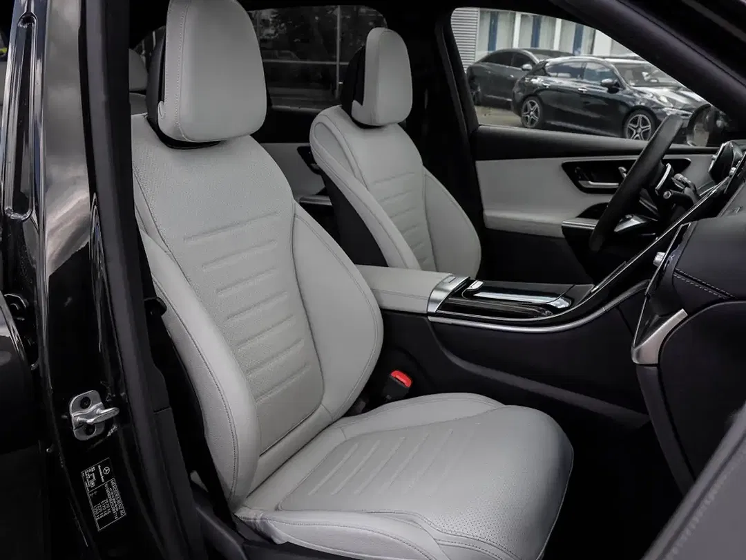 Mercedes-Benz GLC 300 4MATIC - Thumbnail 6