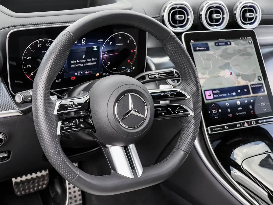 Mercedes-Benz GLC 300 4MATIC - Thumbnail 8