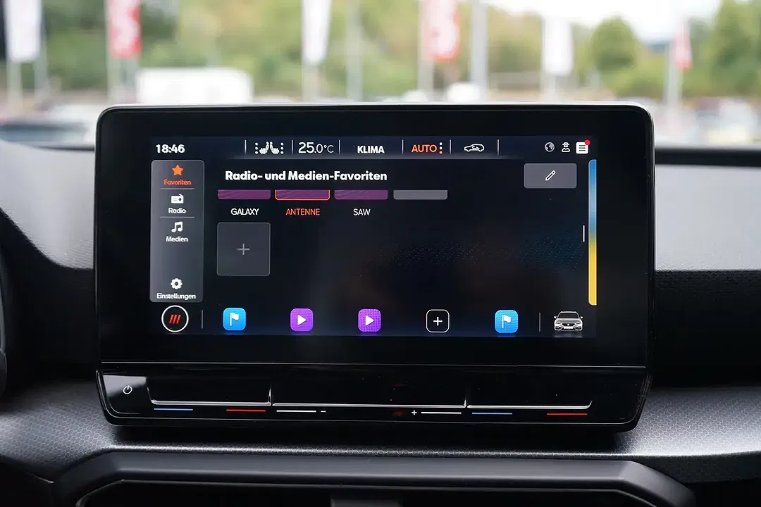 SEAT Leon 1.5 eTSI Style - Thumbnail 13