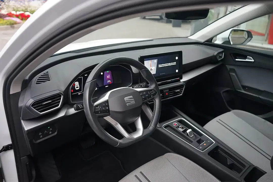 SEAT Leon 1.5 eTSI Style - Thumbnail 8