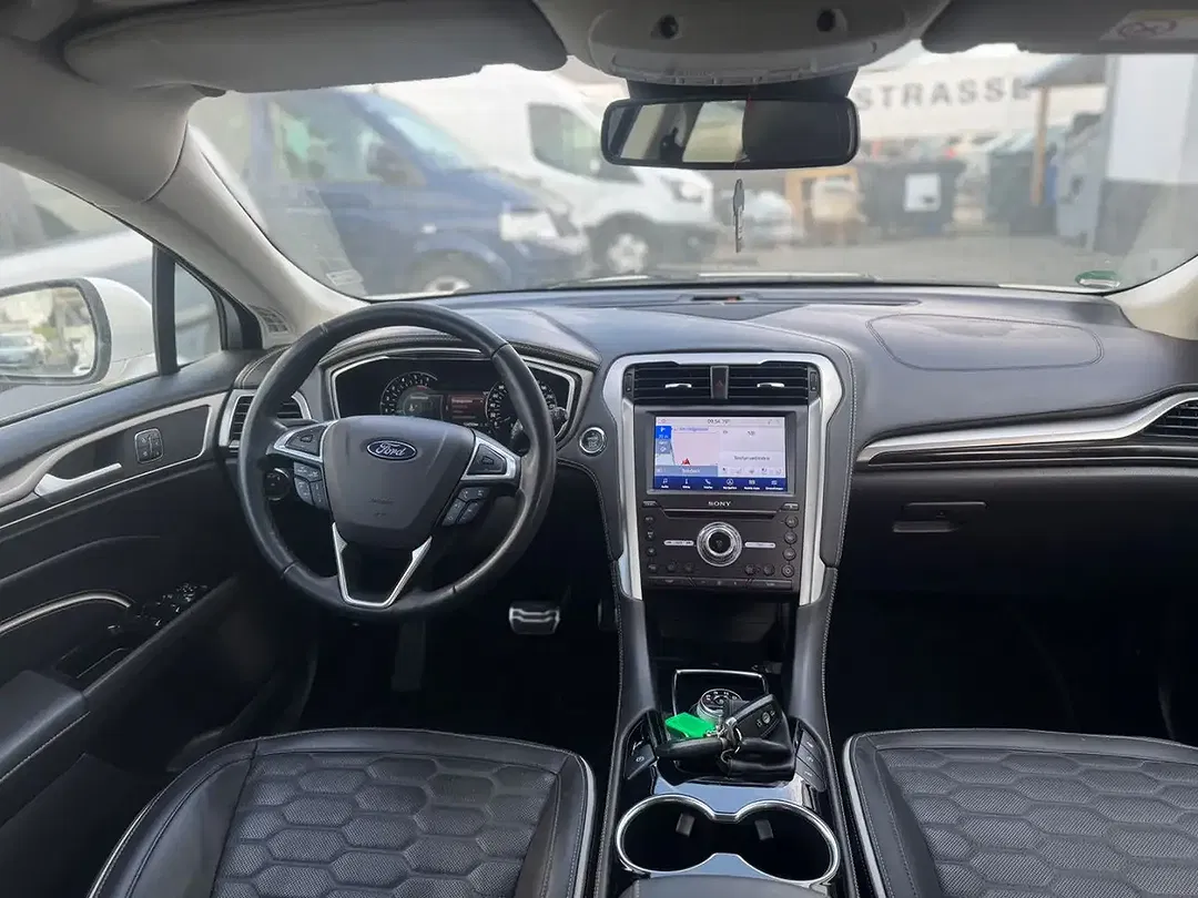 Ford Mondeo 4x4 Vignale - foto 15
