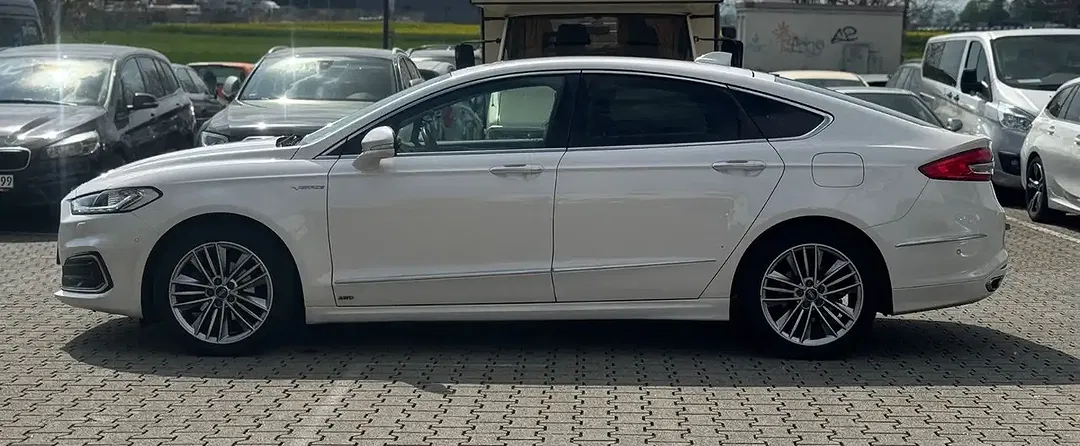 Ford Mondeo 4x4 Vignale - Thumbnail 6