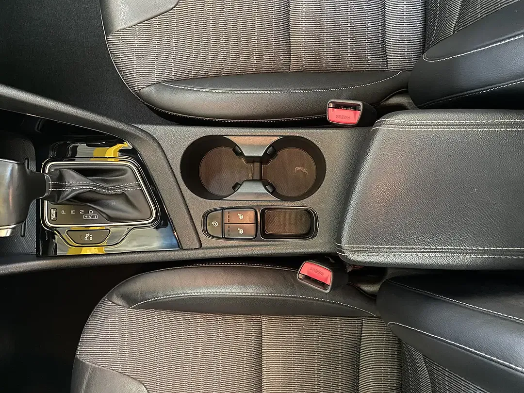 Kia Niro Vision - Thumbnail 13