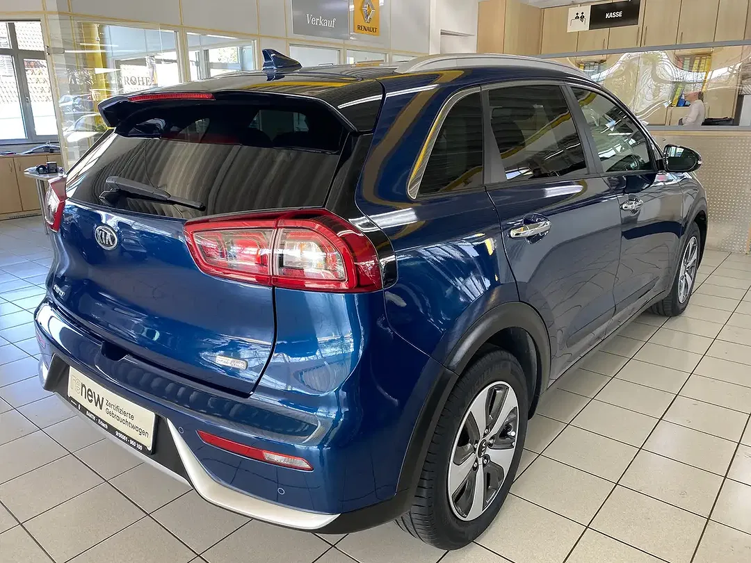 Kia Niro Vision - Thumbnail 4