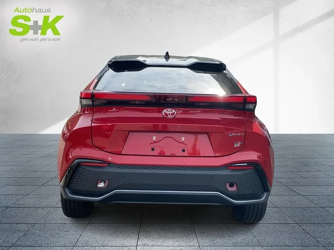 Toyota C-HR PHEV GR Sport - Thumbnail 3