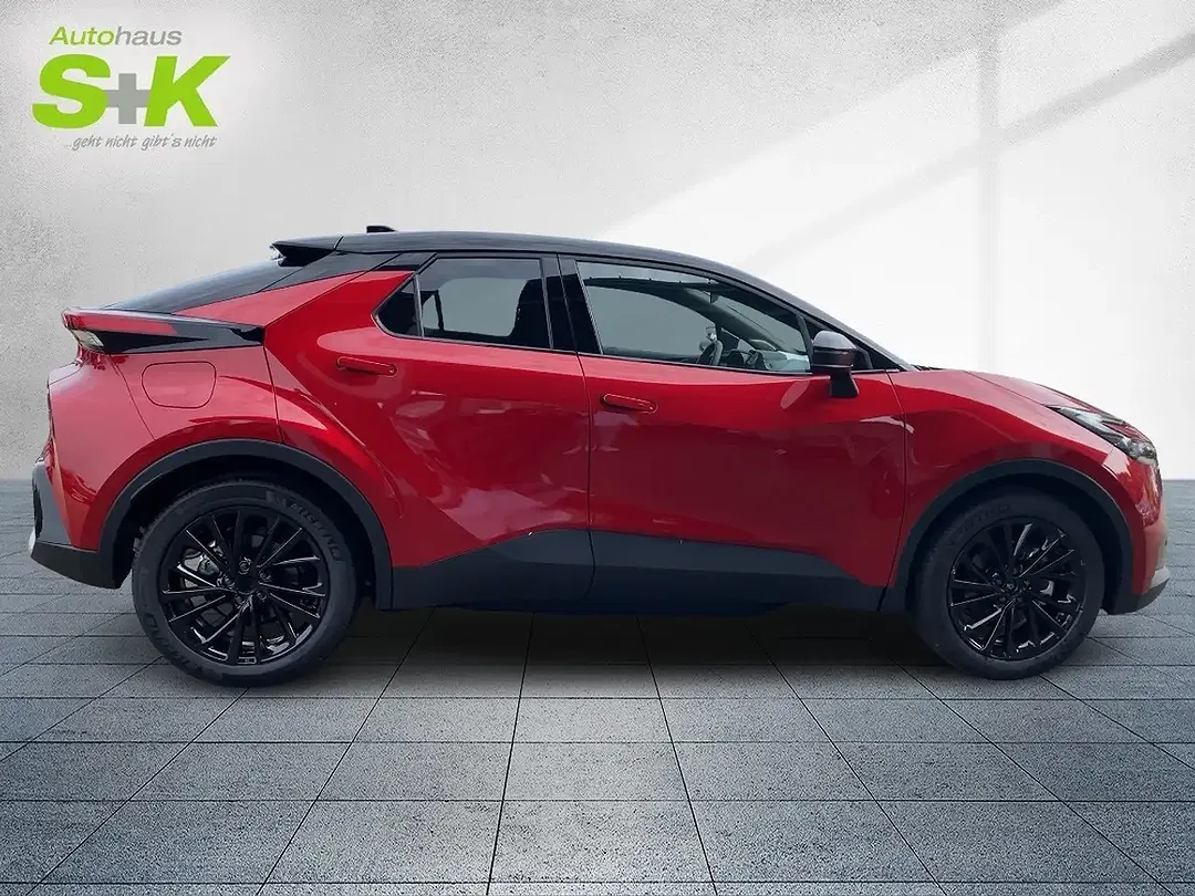 Toyota C-HR PHEV GR Sport - Thumbnail 5