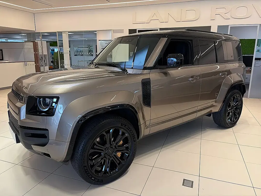 Land Rover Defender P635 AUT 4x4 OCTA 110 - Thumbnail 5