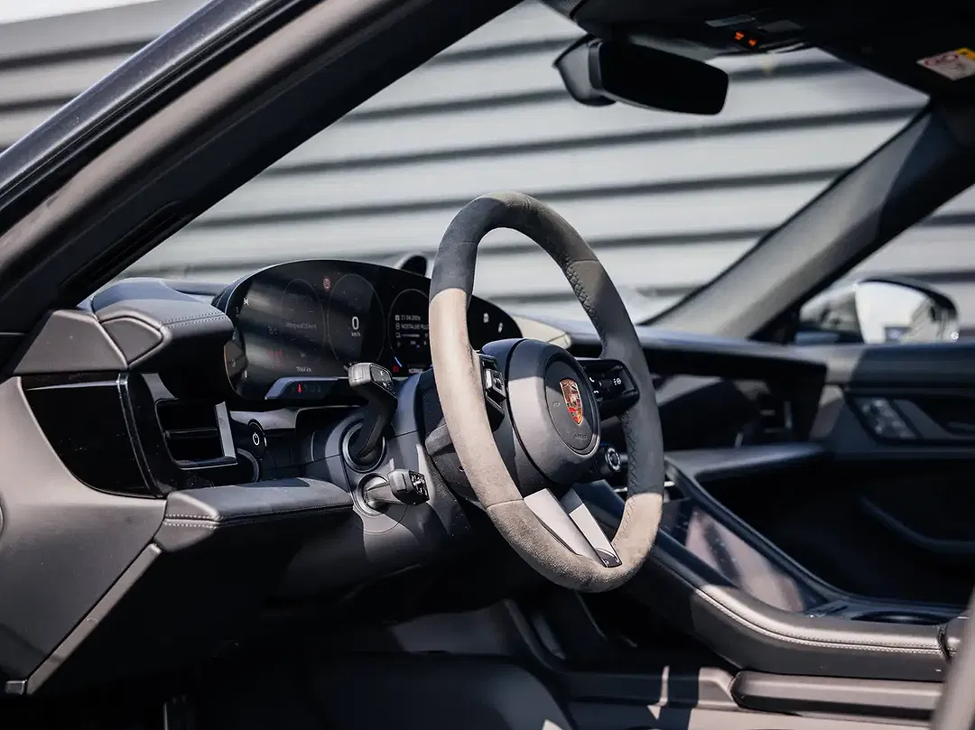 Porsche Taycan Cross Turismo - foto 15