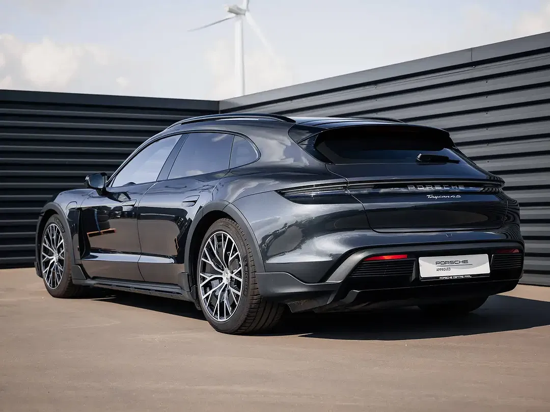 Porsche Taycan Cross Turismo - Thumbnail 9