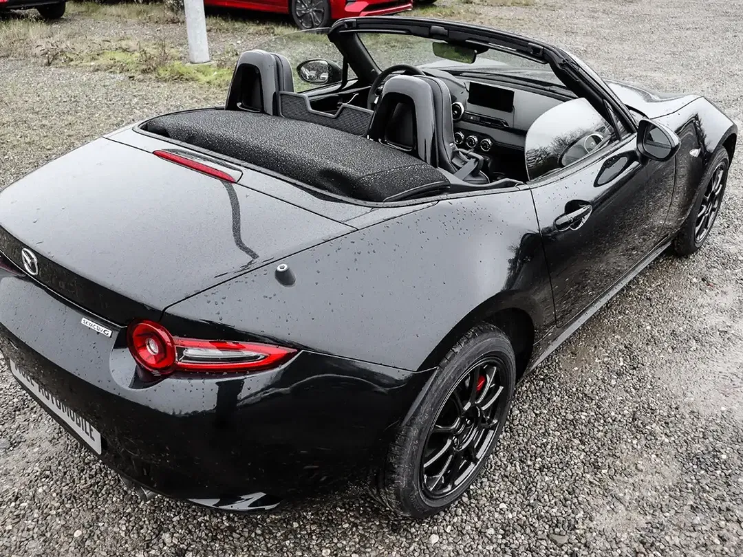Mazda MX-5 1.5 SKYACTIV-G 6MT Homura - foto 12
