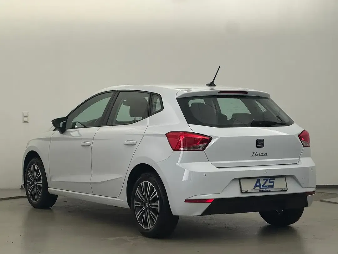 SEAT Ibiza TSI Style - Thumbnail 4