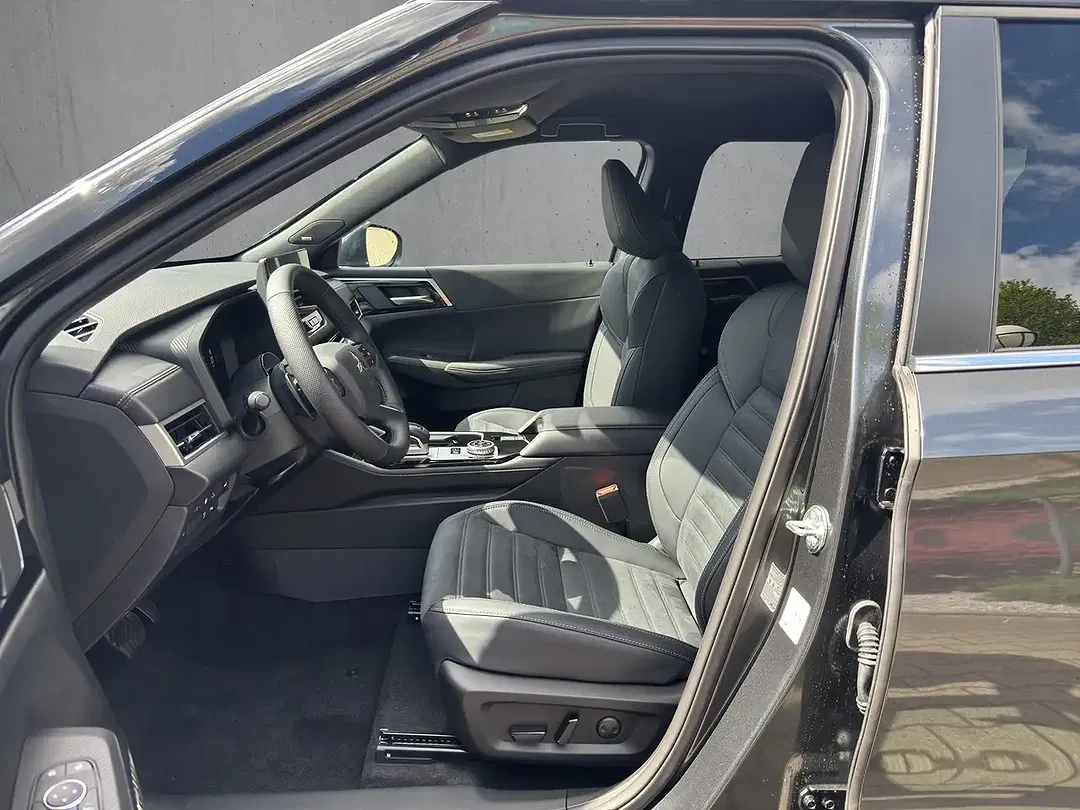 Mitsubishi Outlander PHEV Select - Thumbnail 14