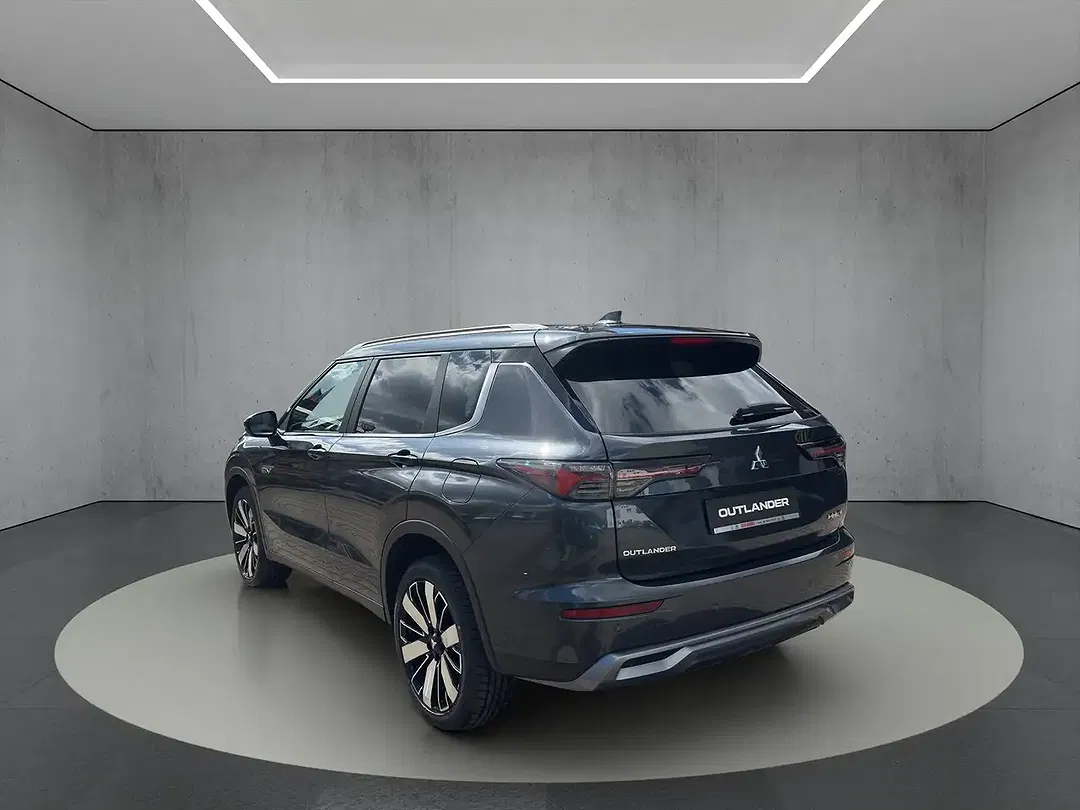 Mitsubishi Outlander PHEV Select - Thumbnail 5