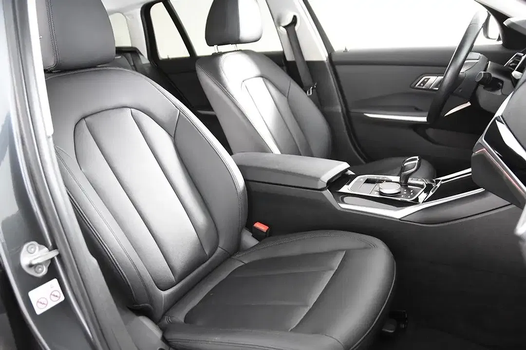BMW 318 Touring - foto 2