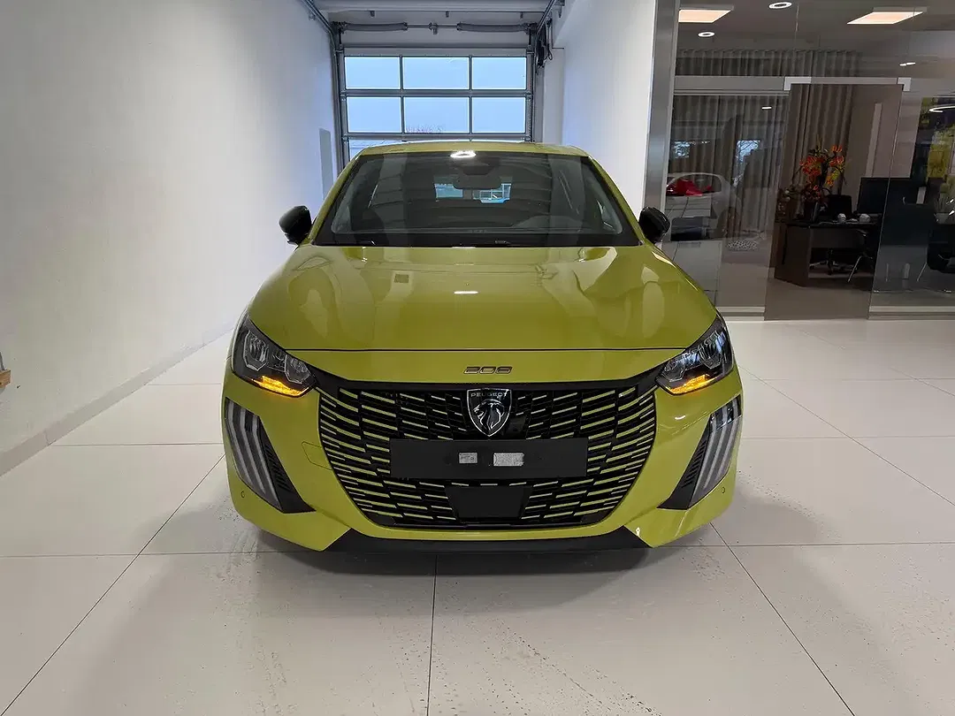 Peugeot 208 100 Allure - Thumbnail 2