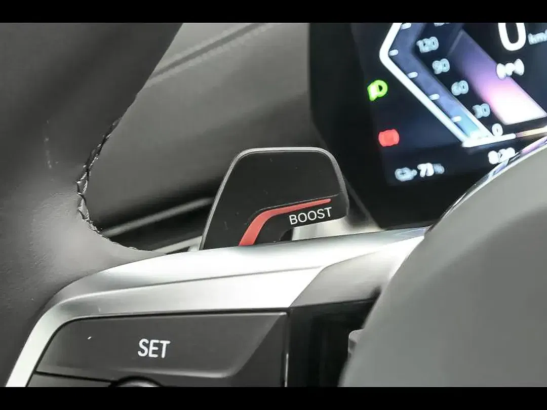 BMW iX2 eDrive - Thumbnail 7