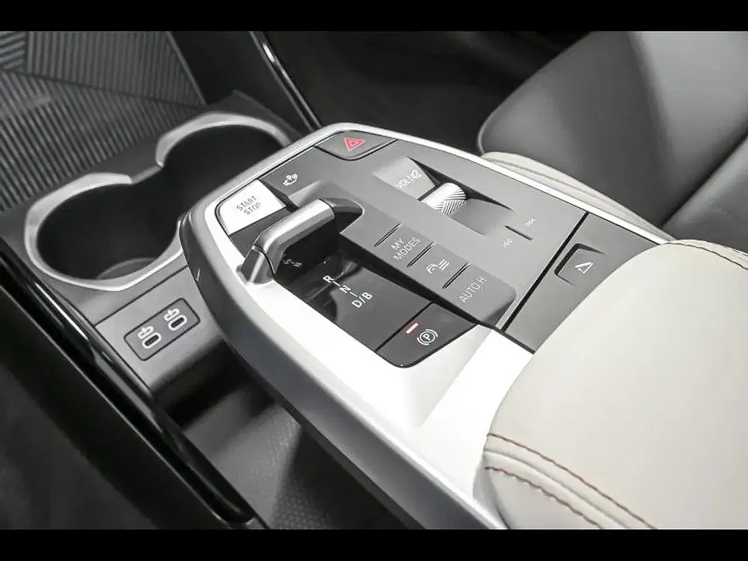 BMW iX2 eDrive - Thumbnail 5