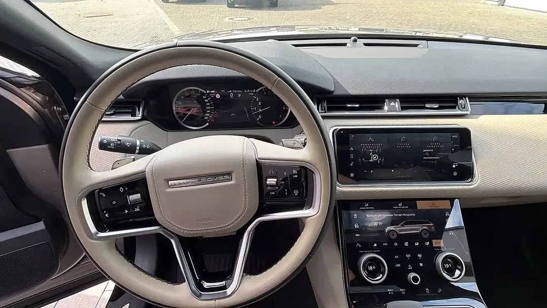 Land Rover Range Rover Velar R-Dynamic SE - Thumbnail 14