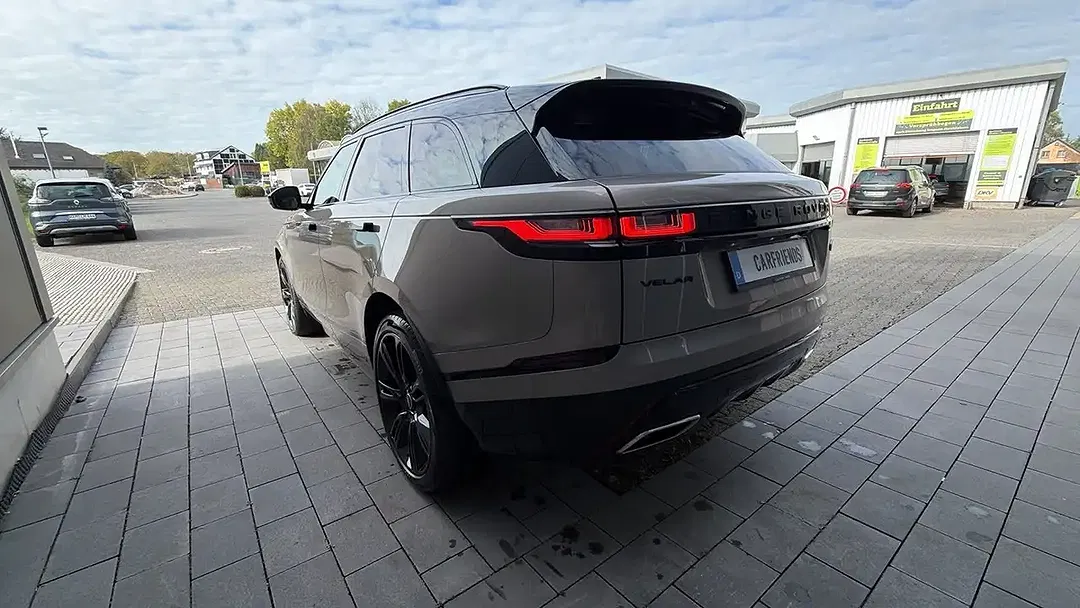Land Rover Range Rover Velar R-Dynamic SE - Thumbnail 3