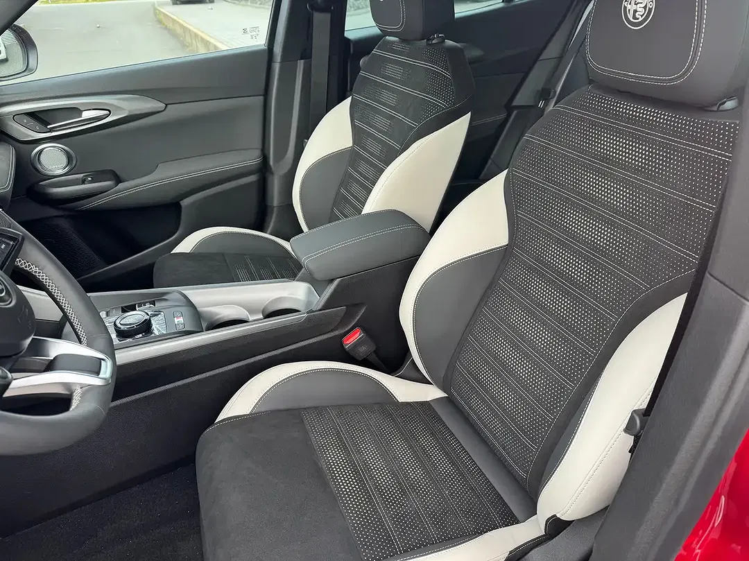 Alfa Romeo Tonale 1.5 VGT Hybrid Sport Speciale - Thumbnail 8