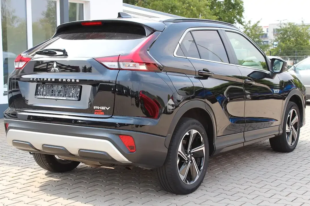 Mitsubishi Eclipse Cross 2.4 AUT - Thumbnail 6