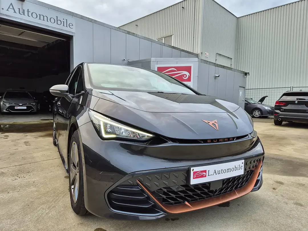 CUPRA Born - Thumbnail 3