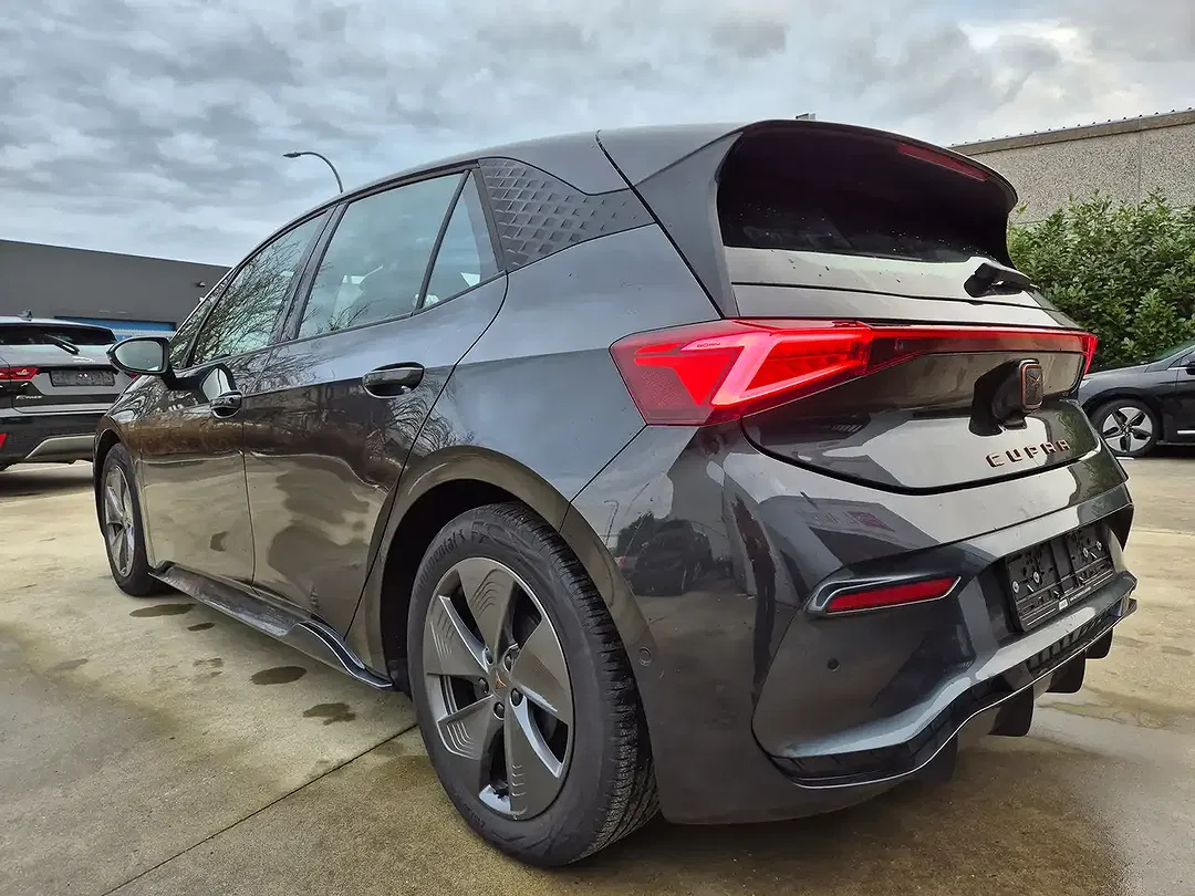 CUPRA Born - Thumbnail 8