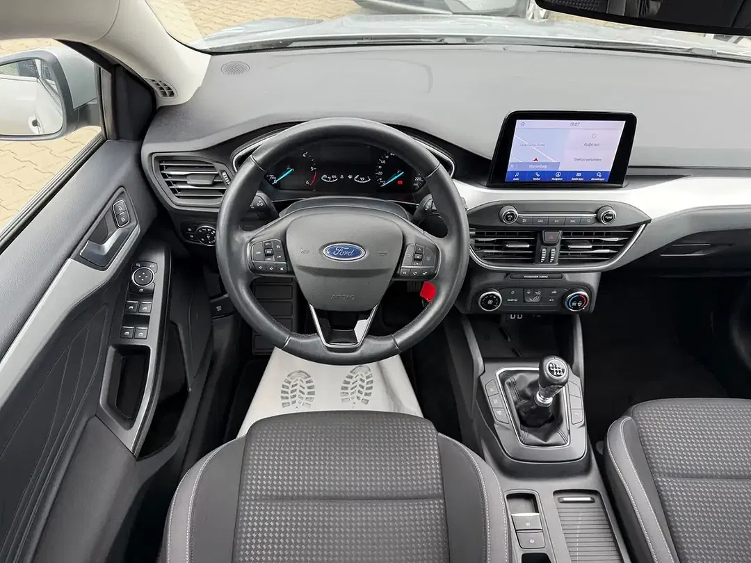 Ford Focus Cool & Connect - Thumbnail 6