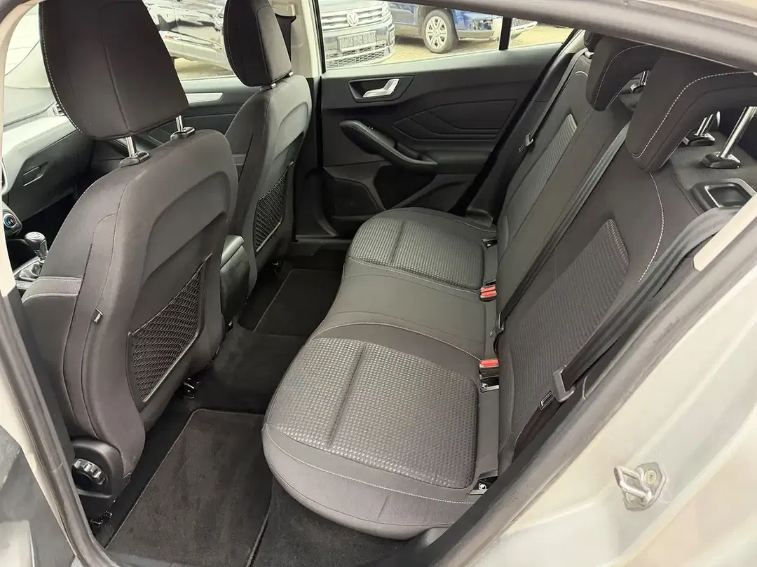 Ford Focus Cool & Connect - foto 8