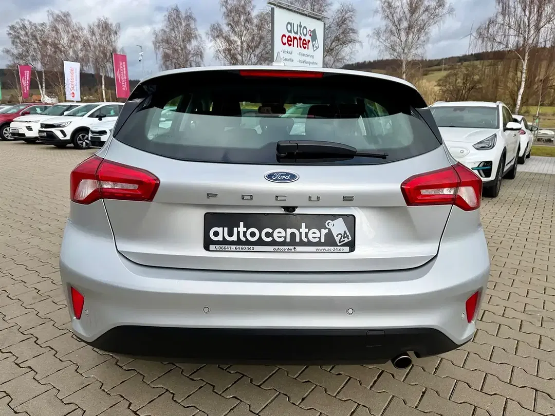 Ford Focus Cool & Connect - Thumbnail 5