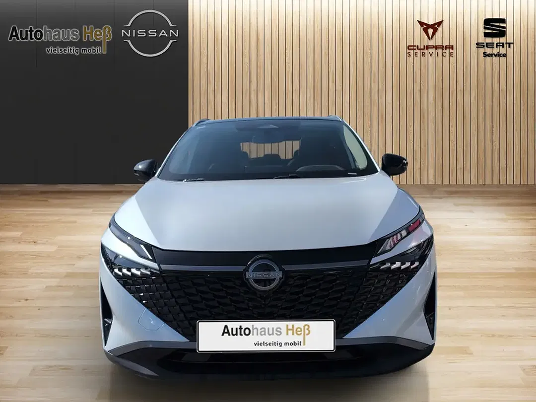 Nissan Qashqai 1.3 N-Connecta - Thumbnail 3