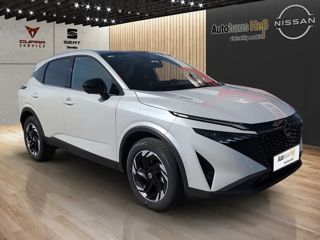 Nissan Qashqai 1.3 N-Connecta - Thumbnail 4