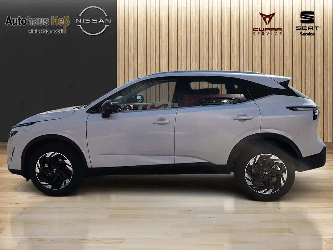 Nissan Qashqai 1.3 N-Connecta - Thumbnail 9