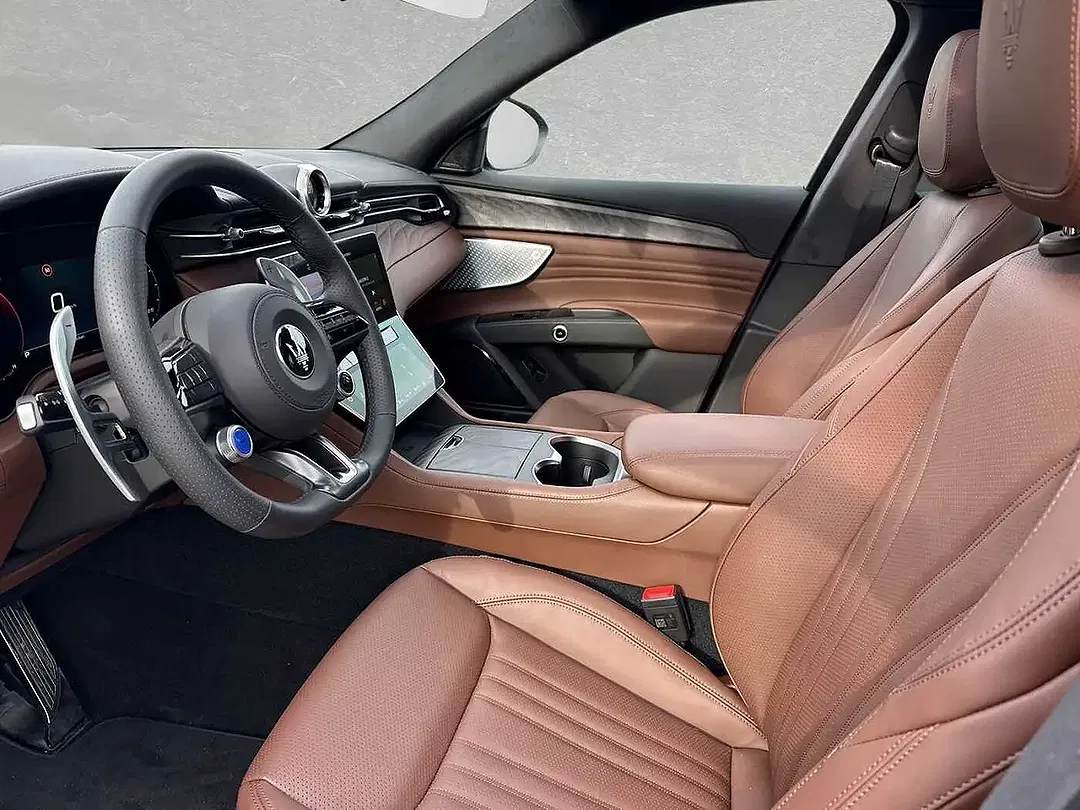 Maserati Grecale - Thumbnail 5