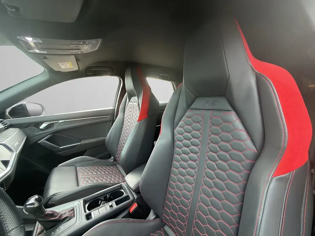 Audi RS Q3 2.5 TFSI quattro Sportback - Thumbnail 13