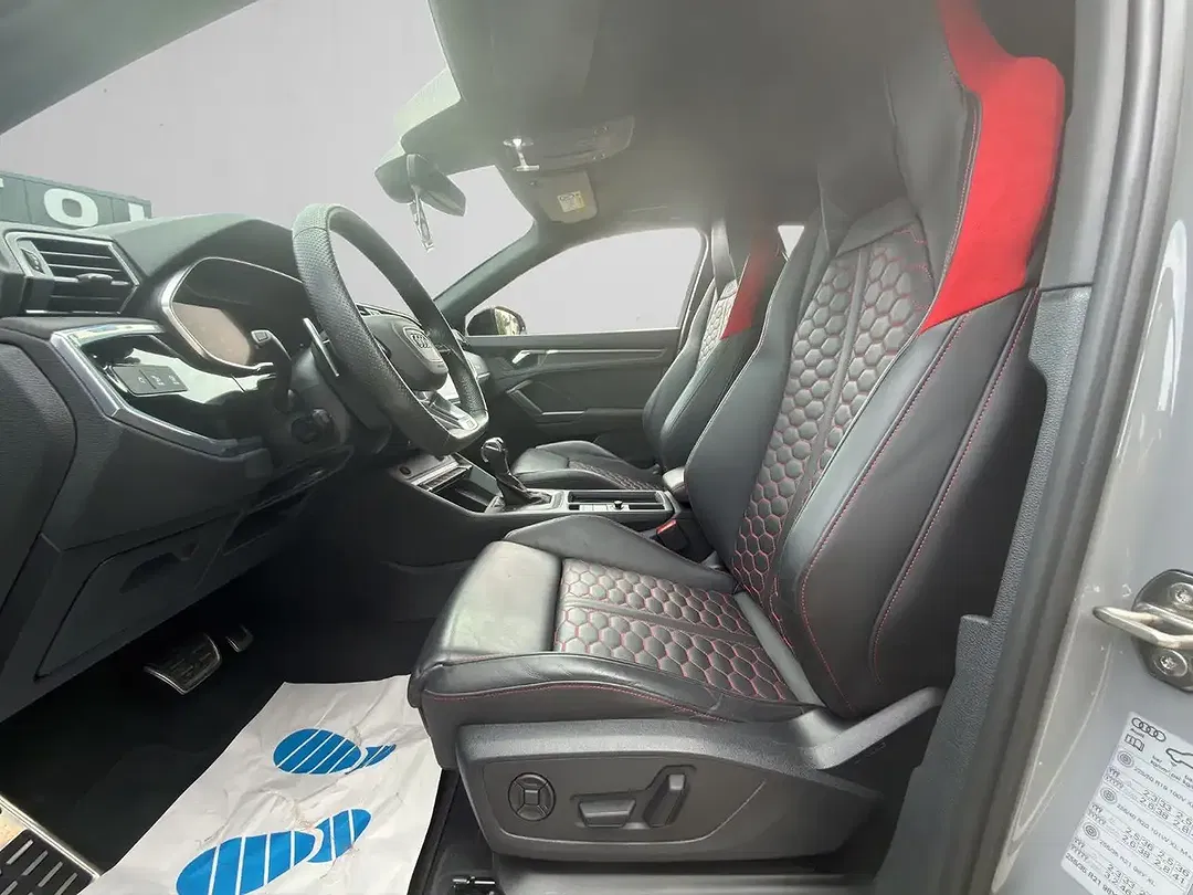 Audi RS Q3 2.5 TFSI quattro Sportback - Thumbnail 14